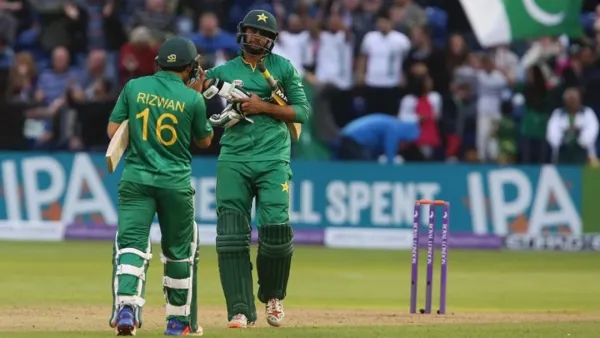 ‘ভাই’ ইমাদ ওয়াসিমের আকস্মিক অবসরে বিস্মিত রিজওয়ান