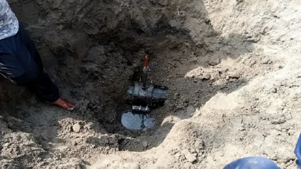 তেল চুরির অভিযোগে গ্রেপ্তার আসামিদের রিমান্ডে নিল পুলিশ