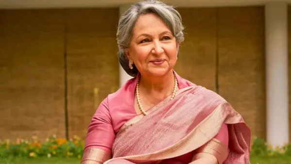 ঢাকায় আসছেন শর্মিলা ঠাকুর