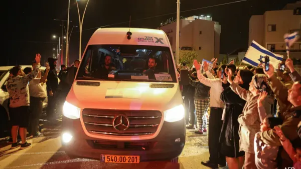 পঞ্চম দিনে ১২ ইসরায়েলি জিম্মির মুক্তি, ছাড়া পেলেন ৩০ ফিলিস্তিনি