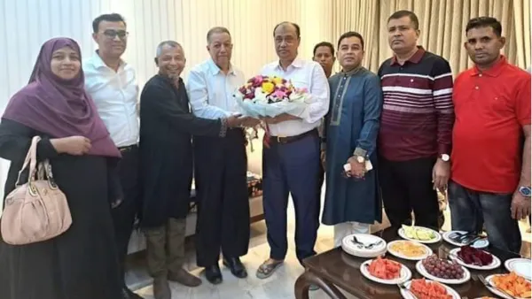 নৌকার প্রার্থীকে সহযোগিতার আশ্বাস সাইফুল আলম মাসুদের