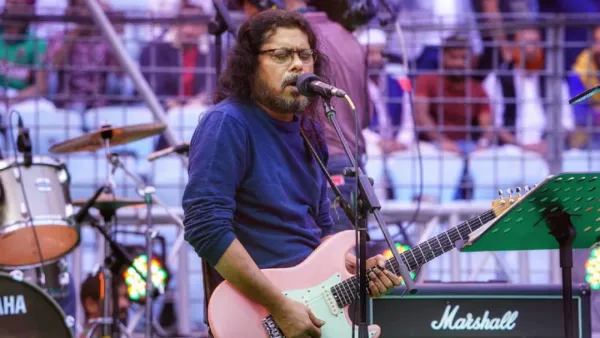 ১০ বছর পর জেমস