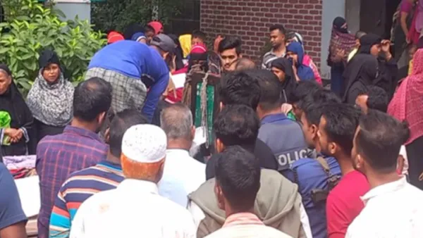 চোর সন্দেহে যুবককে পিটিয়ে হত্যা