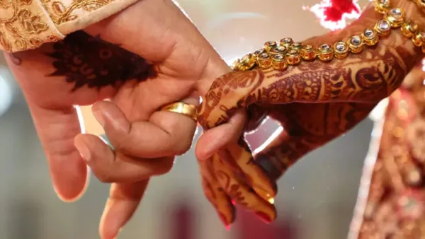 বিবাহ বাড়াতে পারে রক্তচাপ, বলছে গবেষণা