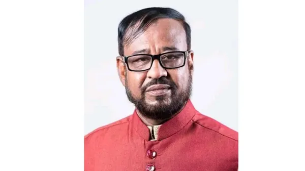 নৌকার পক্ষে ভোট চাওয়ায় উপজেলা চেয়ারম্যানকে জরিমানা