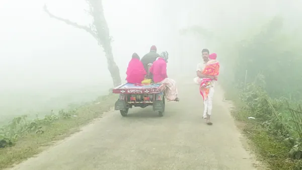 উত্তরাঞ্চলে জেঁকে বসেছে শীত