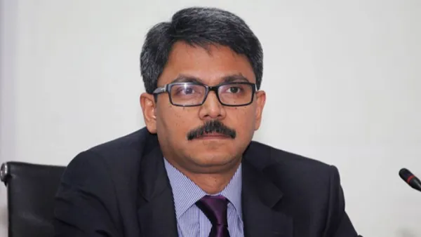 পররাষ্ট্র প্রতিমন্ত্রীকে সতর্ক করল নির্বাচনী অনুসন্ধান কমিটি