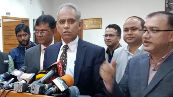 রাজনৈতিক দলগুলো শান্তিপূর্ণভাবে সমাবেশ করতে পারবে: ইসি আলমগীর