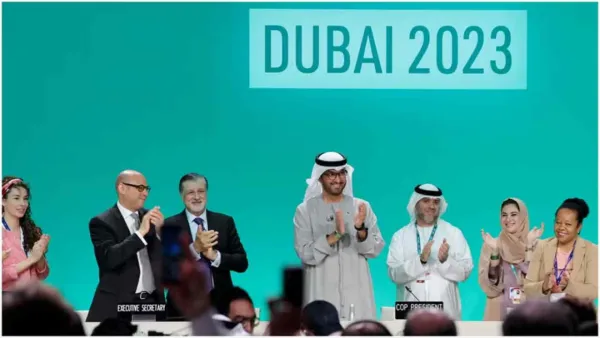 জীবাশ্ম জ্বালানি থেকে সরে আসার আহ্বান