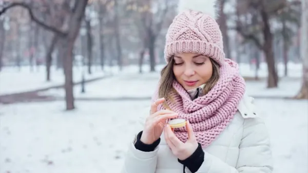 ঠাণ্ডায় নিজেকে গরম রাখার উপায়