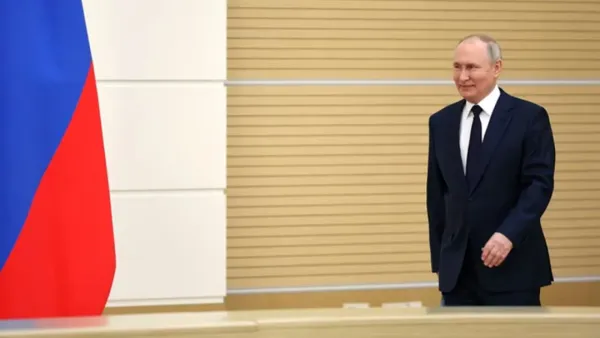 স্বতন্ত্র প্রার্থী হিসেবে নির্বাচনে লড়বেন পুতিন