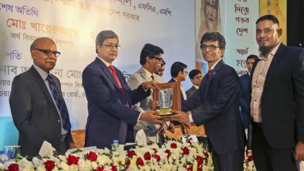 সেরা করদাতা সম্মাননা পেলেন ওয়ালটনের  ৩ উদ্যোক্তা