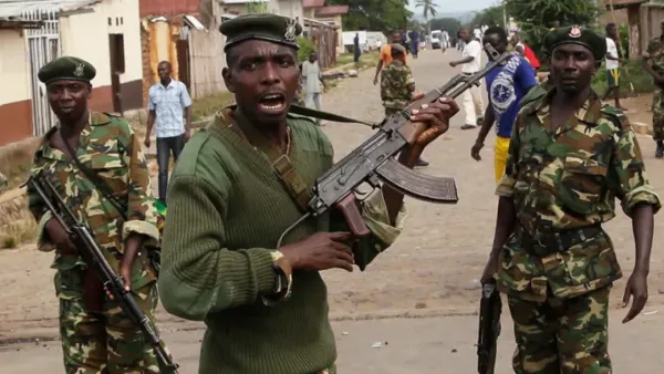 বুরুন্ডিতে বিদ্রোহীদের হামলায় নারী-শিশুসহ নিহত ২০
