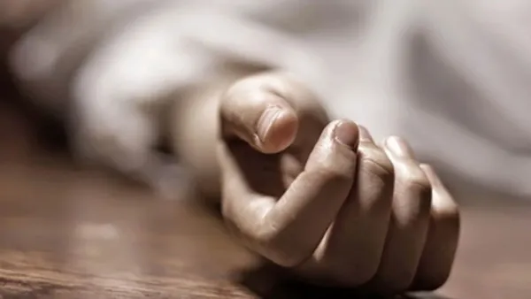 চুরির অপবাদ সইতে না পেরে ‘আত্মহত্যা’