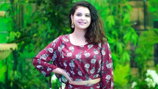 সাংবাদিকদের ওপর খেপলেন ফারিয়া