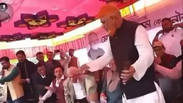 নৌকার প্রার্থীর দিকে জুতা নিয়ে তেড়ে যাওয়ার ঘটনায় মামলা