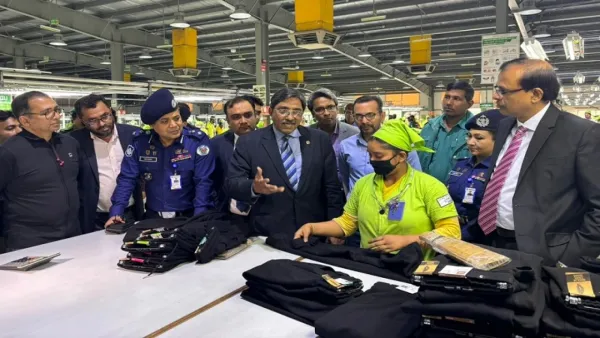 পোশাকখাত দেশের অর্থনীতিকে সমৃদ্ধ করছে: ড. কামাল উদ্দিন