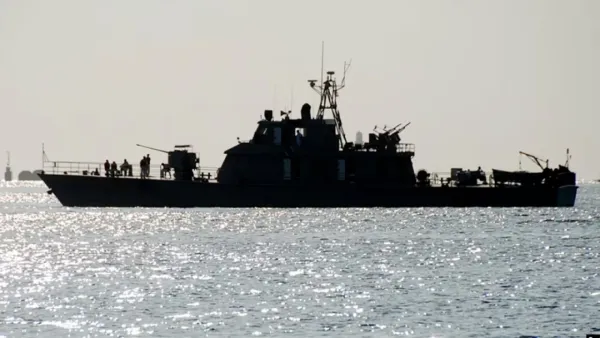 এবার লোহিত সাগরে ইরানের যুদ্ধজাহাজ