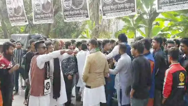 নাটোরে ছাত্রলীগের দুই গ্রুপের সংঘর্ষ, গুলি বর্ষণ