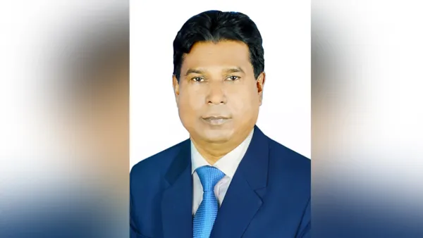 নৌকার প্রার্থীর বিরুদ্ধে মামলার নির্দেশ ইসির