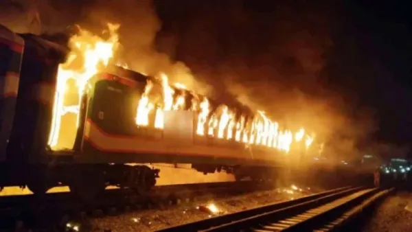 মরদেহের দাবিতে মর্গে যাদের পরিবার