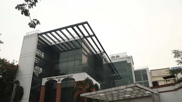 ঢাকা ক্লাবের ইজিএম হতে বাধা কাটল