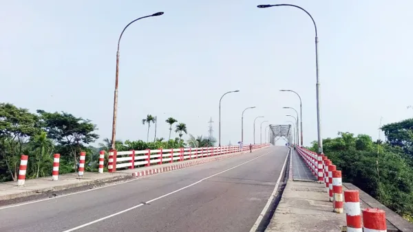 দুর্ভোগ কমল দোয়ারাবাজারবাসীর