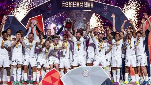 বার্সাকে উড়িয়ে রিয়ালের শিরোপা জয়