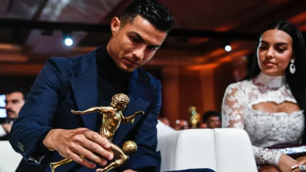 গ্রহণযোগ্যতা হারাচ্ছে ব্যালন ডি’অর ও ফিফা দ্য বেস্ট: রোনালদো