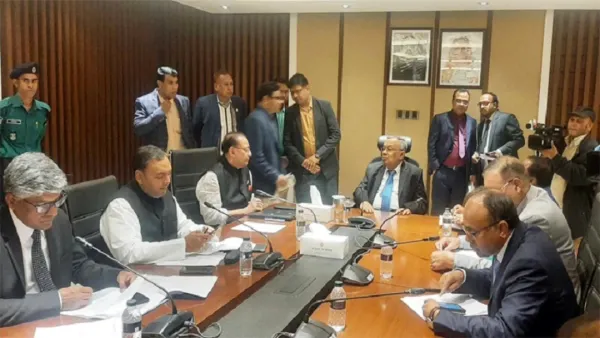 দ্রব্যমূল্য নিয়ন্ত্রণের উপায় বের করতে বৈঠকে মন্ত্রীরা