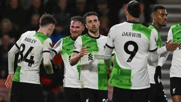 নুনেস-জটার জোড়া গোলে শীর্ষস্থান মজবুত লিভারপুলের