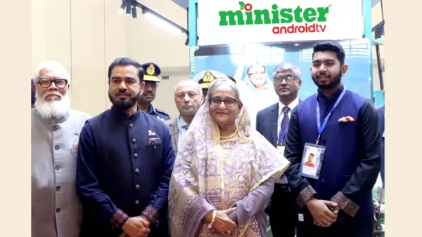 বাণিজ্য মেলায় মিনিস্টার প্যাভিলিয়ন পরিদর্শন করেন প্রধানমন্ত্রী