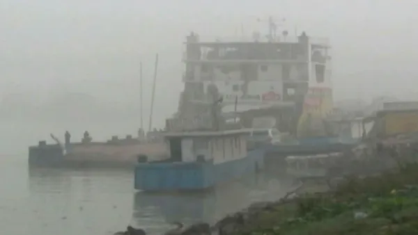 আরিচা-কাজিরহাট রুটে ফেরি চলাচল বন্ধ