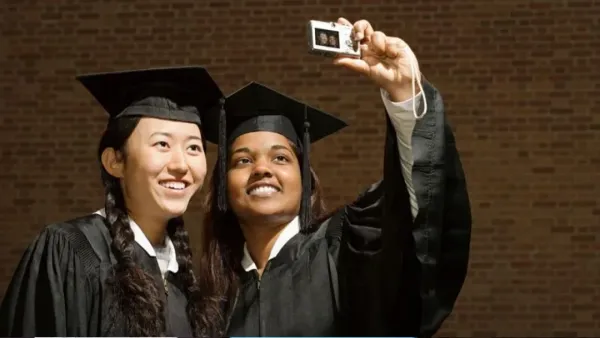 কানাডাগামী শিক্ষার্থীদের জন্য ‘দুঃসংবাদ’