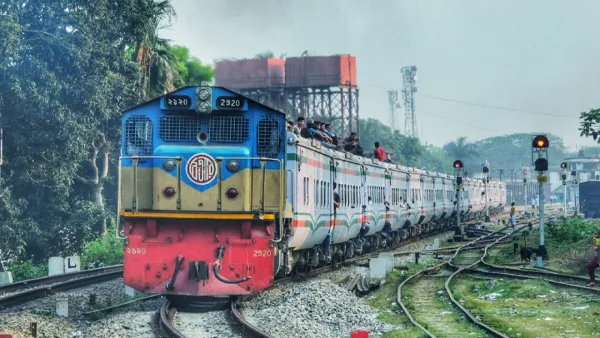 পশ্চিমাঞ্চল রেলওয়ের ২৪ ট্রেনে বসছে সিসি ক্যামেরা