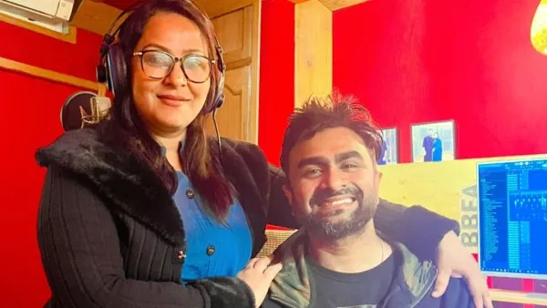 একসঙ্গে মুন্নী-ইমরান