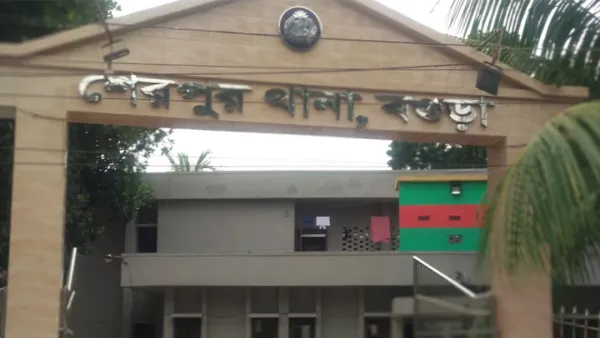 অসামাজিক কাজে বাধা দেওয়ায় ইউপি সদস্যকে মারধর, থানায় অভিযোগ