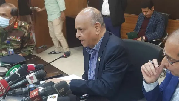 অবৈধ ক্লিনিক বন্ধ না করলে ‘অ্যাকশনে’ যাবে স্বাস্থ্য মন্ত্রণালয়