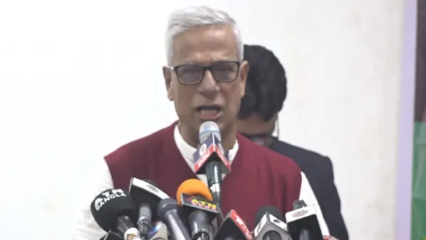 অত্যাচার করেও আমাদের ঘরে রাখতে পারবেন না: ফারুক