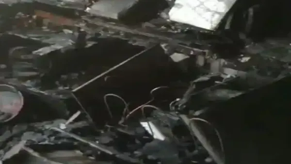 স্বামীর সঙ্গে ঝগড়া, ফ্ল্যাটে আগুন দিয়ে বাবার বাড়ি গেলেন চিকিৎসক