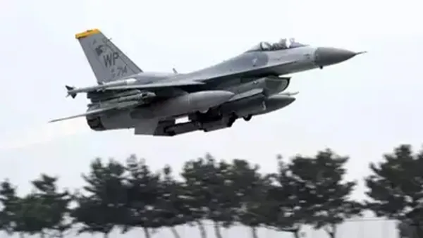 কোরীয় উপকূলে মার্কিন এফ-১৬ যুদ্ধবিমান বিধ্বস্ত