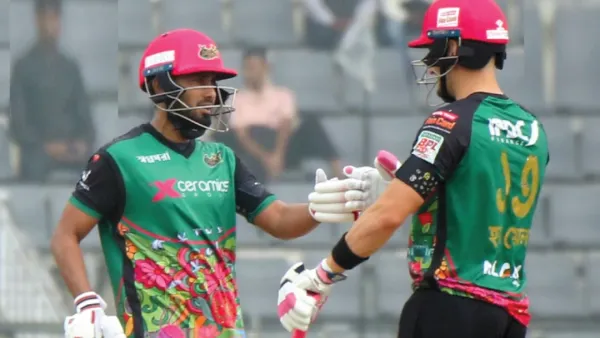 শরিফুলের তোপ সামলে মিঠুনের ফিফটি, সিলেটের লড়াকু পুঁজি