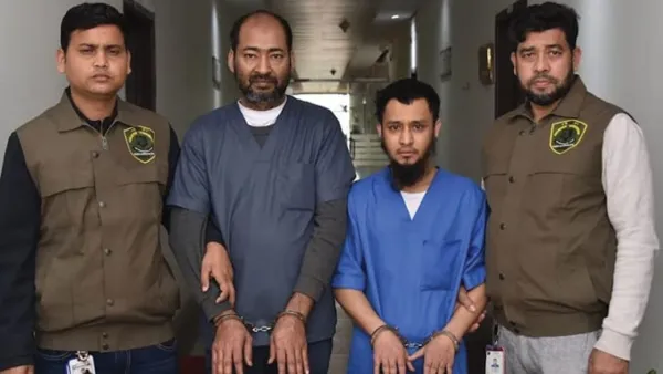 সৌদি আরব থেকে যুবদলের ২ নেতাকে দেশে আনল পুলিশ