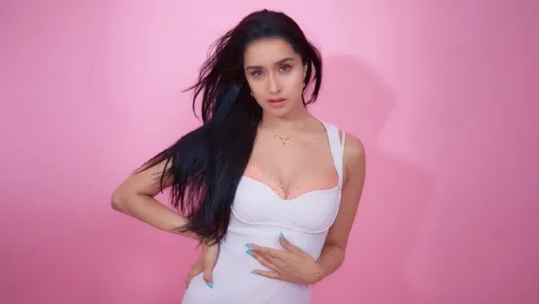 প্রেমের গুঞ্জনের মাঝেই বিয়ের প্রস্তাব পেলেন শ্রদ্ধা