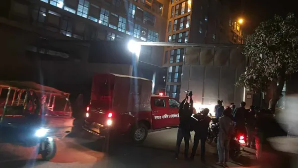 ফতুল্লায় সিলিন্ডারের পাইপ ফেটে বিস্ফোরণ, দগ্ধ ১৪ শ্রমিক