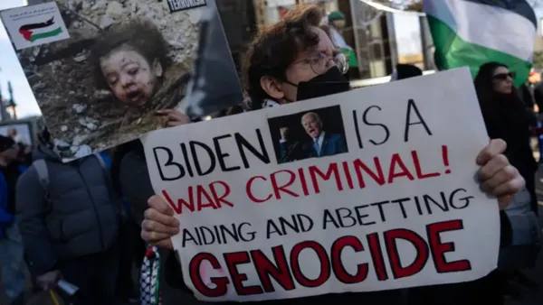 গাজায় যুদ্ধ চায় না ইহুদিরা, বাইডেনের রাস্তা বন্ধ করে বিক্ষোভ