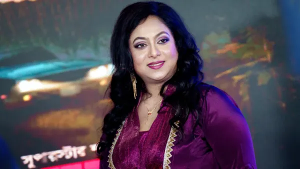 সিনেমার মহরতে প্রস্তাব পেলেন শাবনূর