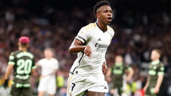 ‘বিশ্বের সেরা’ ৬ ফুটবলারের নাম বললেন আনচেলত্তি