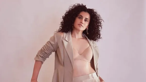 তাপসীর নতুন পরিচয়