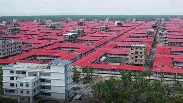 ভাসানচর পৌঁছালেন ১৫২৭ রোহিঙ্গা